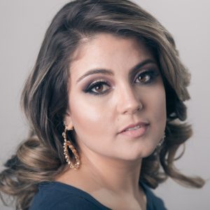 Aline - Studio Cíntia Mattos